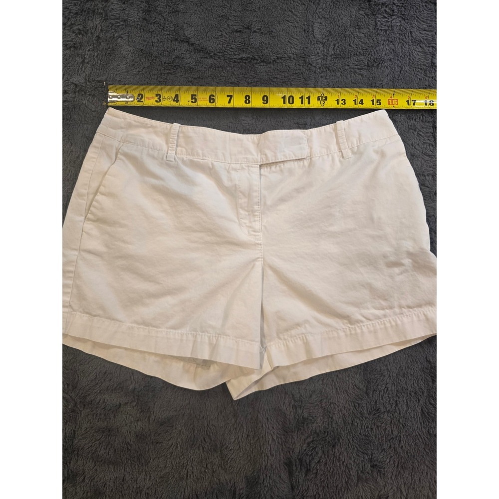 Ann Taylor LOFT Womens White Chino Shorts Size 8 Casual Summer Cotton Classic - Picture 2 of 5